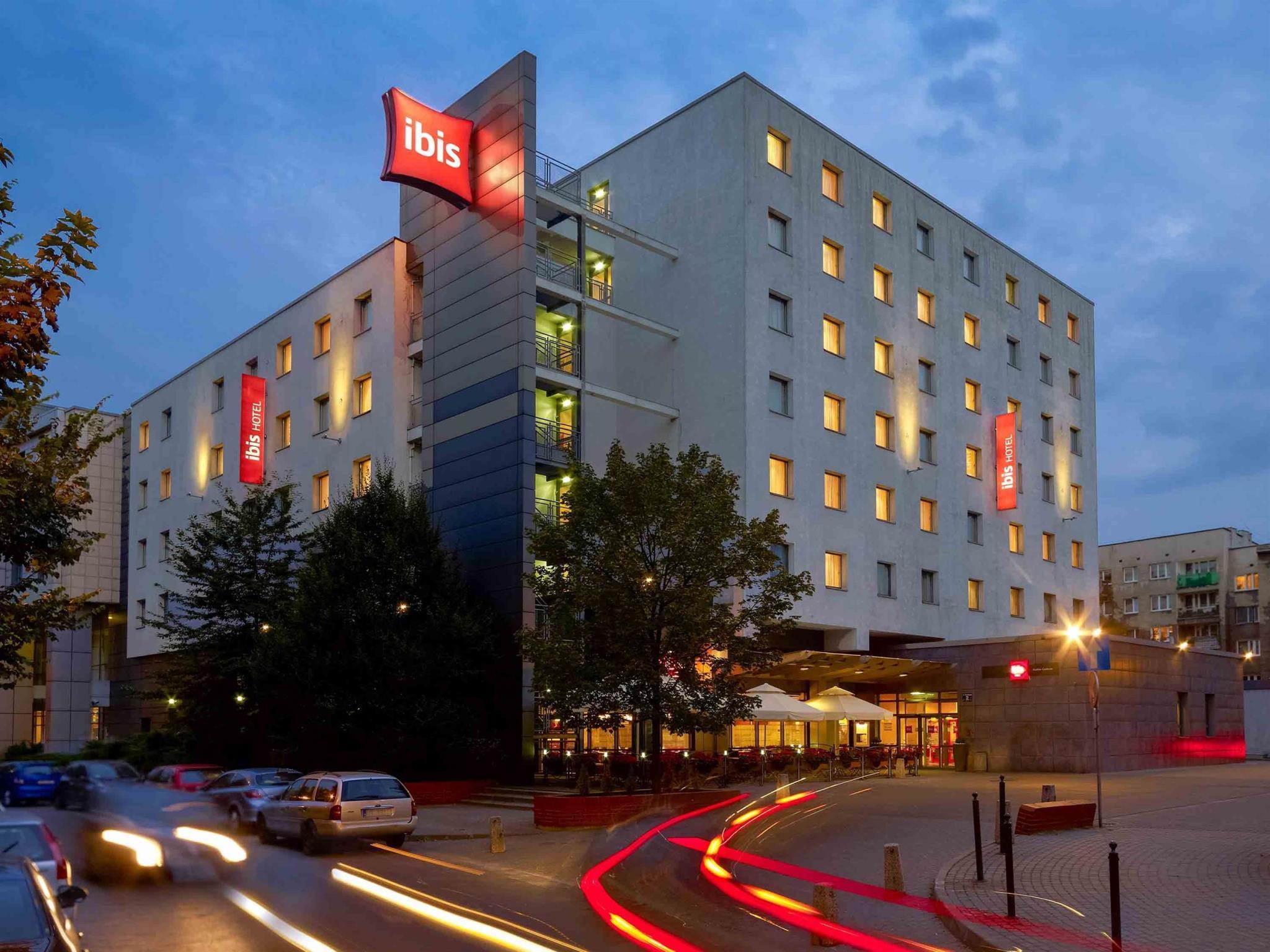 Hotel Ibis Krakow Centrum Esterno foto
