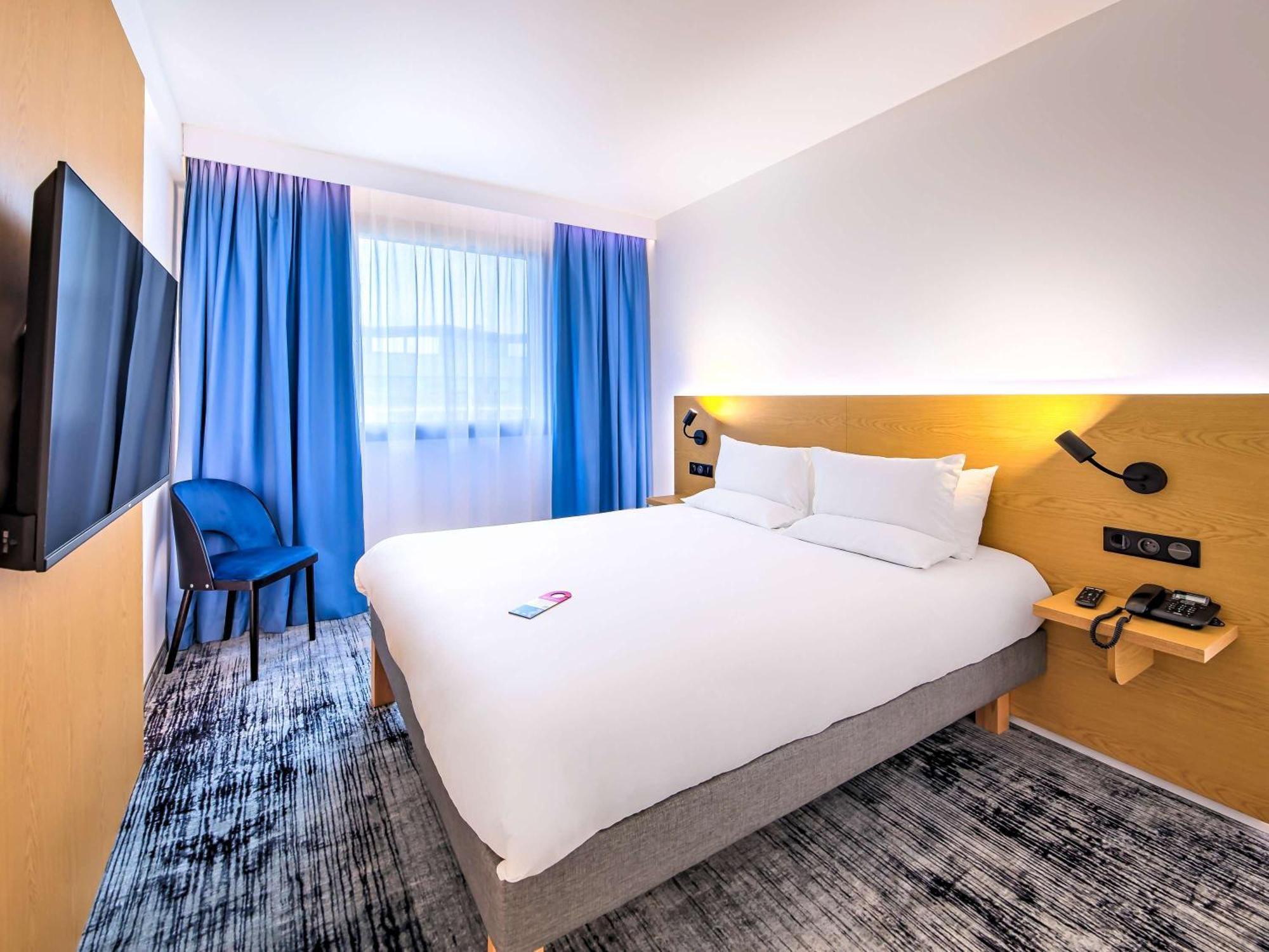 Hotel Ibis Krakow Centrum Esterno foto