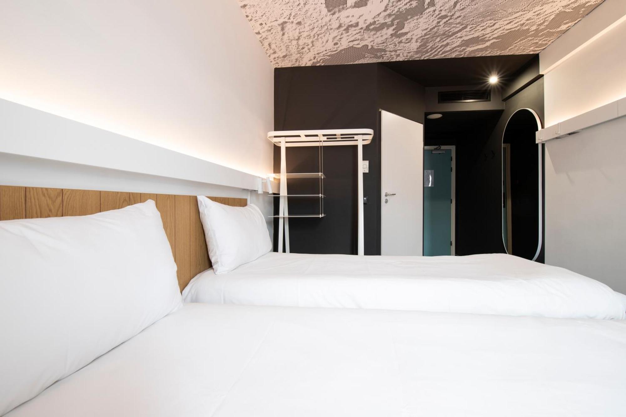 Hotel Ibis Krakow Centrum Esterno foto