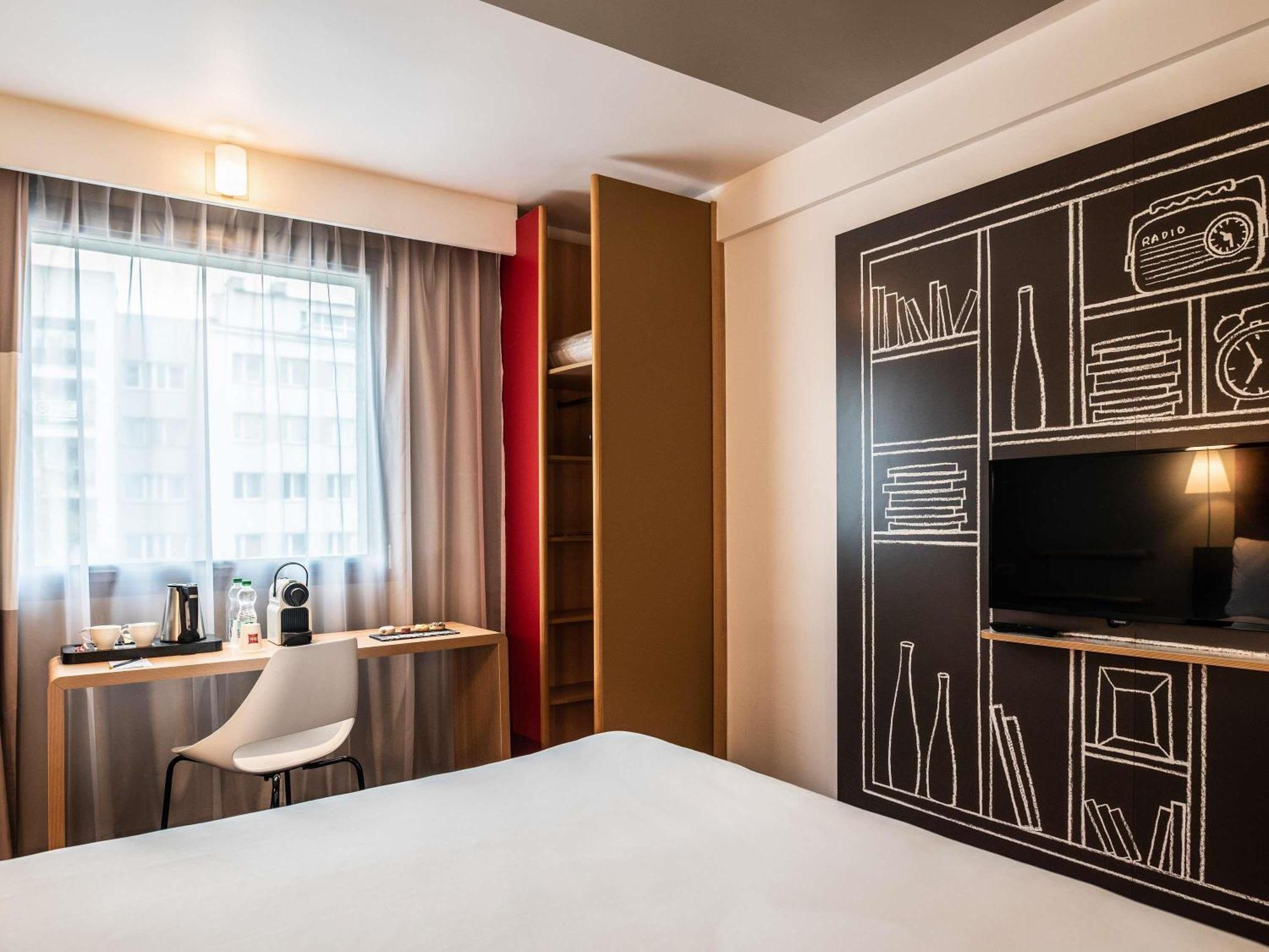 Hotel Ibis Krakow Centrum Esterno foto