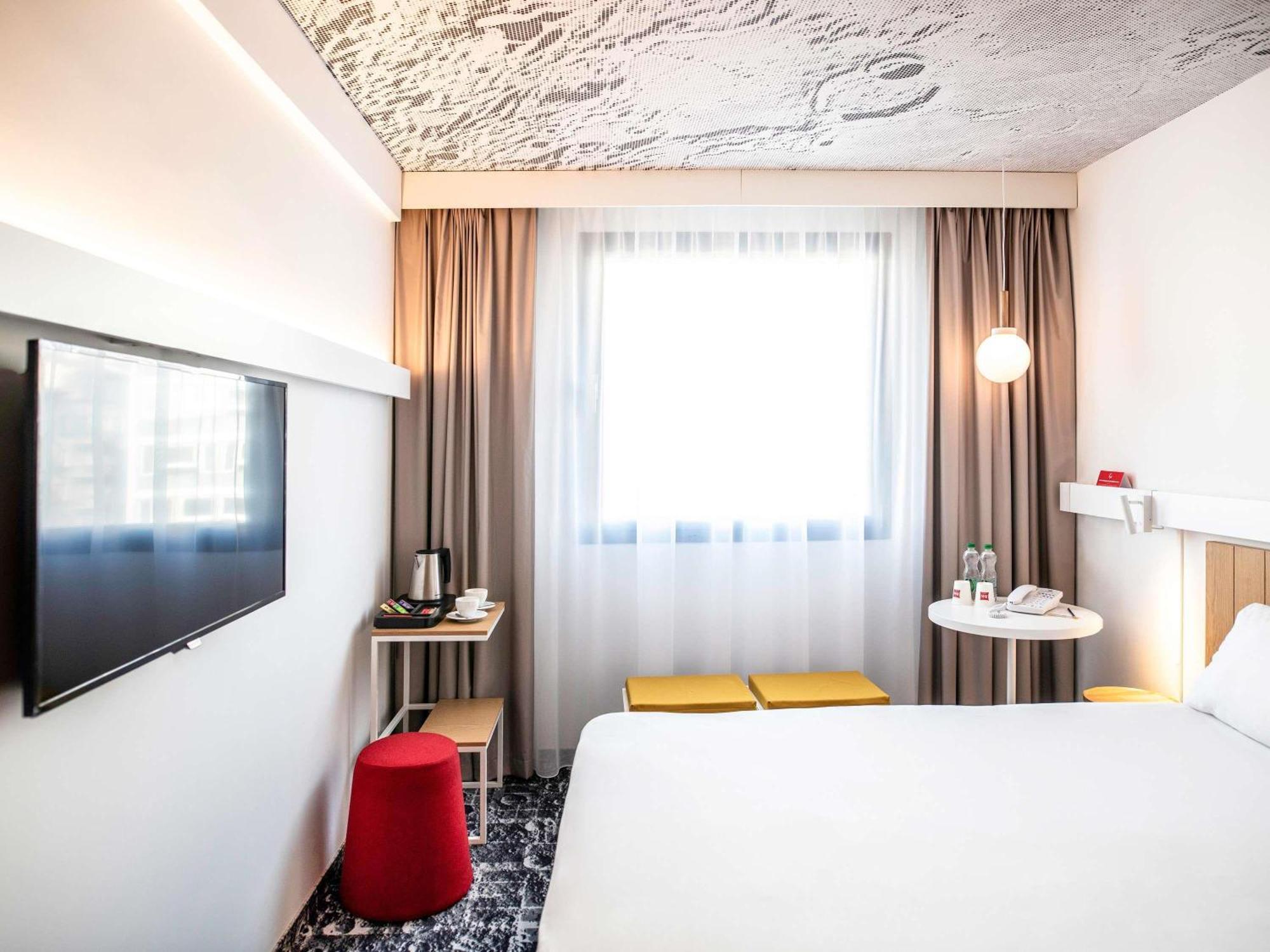 Hotel Ibis Krakow Centrum Esterno foto